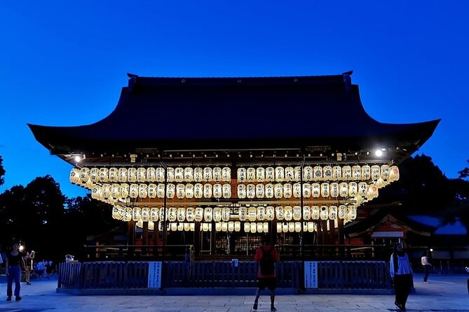 Kyoto Gion Geisha District Walking Tour - The Stories of Geisha - Starting near Shijo and the Izumo-no-Okuni statue