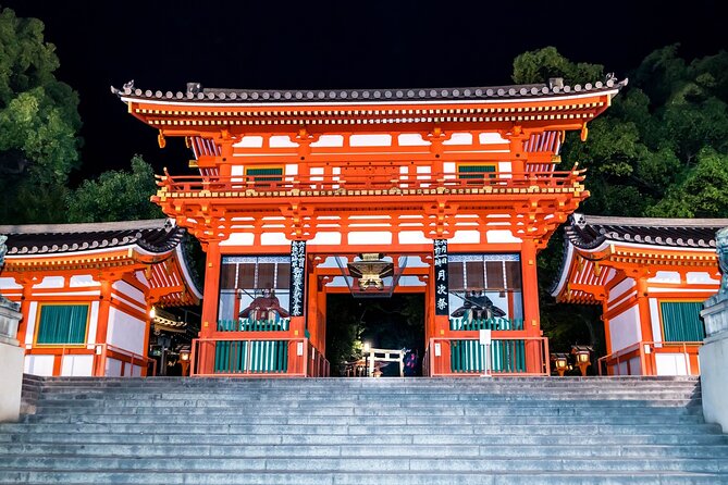 Kyoto Gion Geisha District Walking Tour - The Stories of Geisha - Yasaka Shrine makes a fitting finish