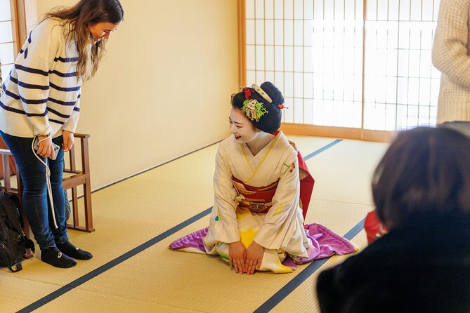 Kyoto: Meet the Geisha Maiko with Gion Walking Tour - Who should book this Gion experience?