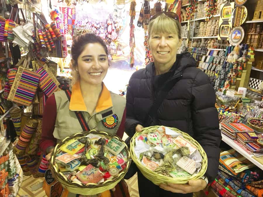 La Paz and El Alto: Cable Car Rides and Walking Tour - San Pedro Square and the story of San Pedro Prison