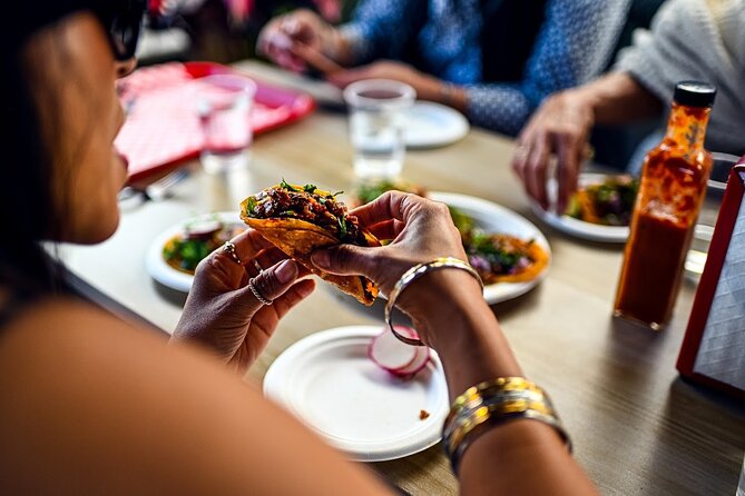 LA Venice Beach Hidden Gems Food Tour With 6 Food Tastings - What this Venice Beach food tour actually offers