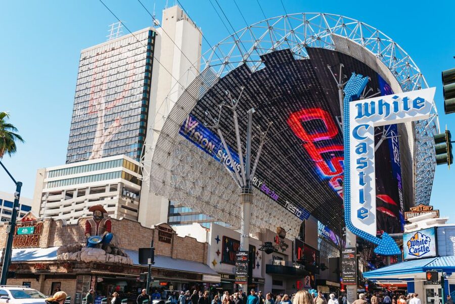 Las Vegas: Fremont Street Walking Tour - Fremont East and the turn toward urban renewal