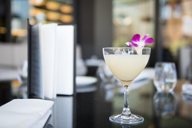Las Vegas: The Strip's Celebrity Chefs Tour or Downtown Food Tour - The guides make a real difference