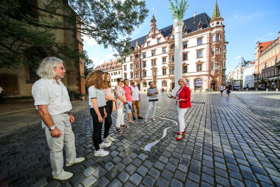 Leipzig: 2-Hour Guided Walking Tour in German - The Old Town Hall gives the market square its focus