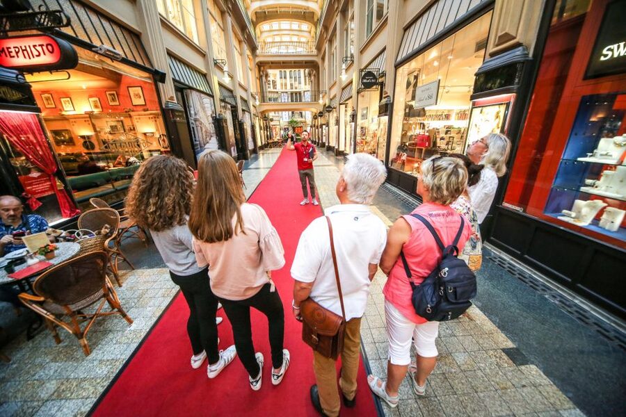 Leipzig: 2-Hour Guided Walking Tour in German - Barthels Hof and Barfußgässchen add everyday Leipzig