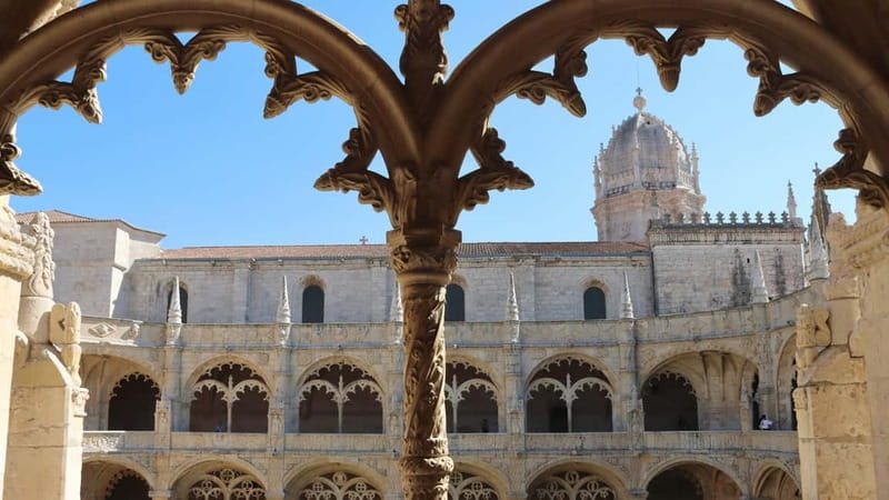 Lisbon: Belém Walking Tour with Jerónimos Monastery Ticket - The Pastel de Belém stop is more than a snack