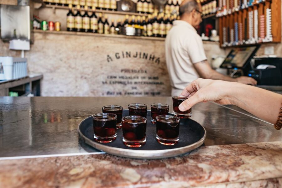 Lisbon: Food and Wine Small Group Walking Tour - A bifana, beer, and the tasca tradition