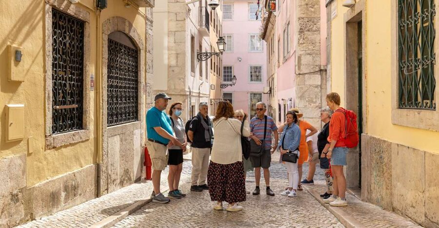 Lisbon: History, Stories and Lifestyle Walking Tour - San Roque Church and Lisbon’s Baroque side
