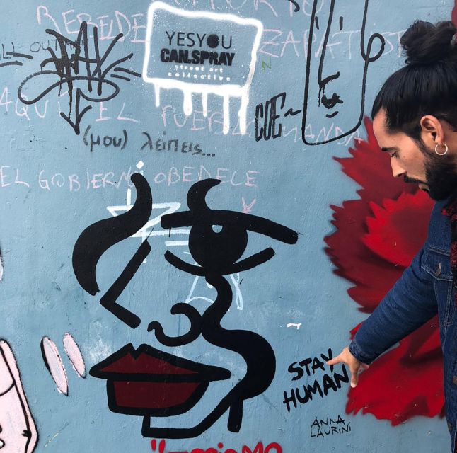 Lisbon: Kickstart Street Art Walking Tour - What the 90-minute route feels like