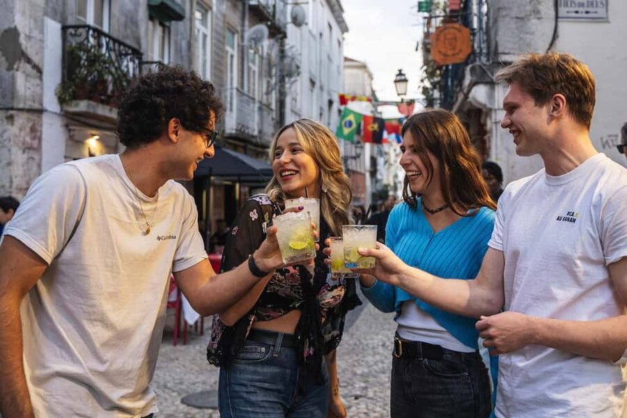 Lisbon: Private Dark History Walking Tour with Drinks - Five Portuguese drinks, not five random shots