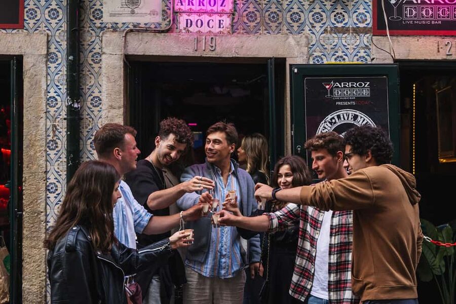 Lisbon: Private Dark History Walking Tour with Drinks - Where the evening finishes