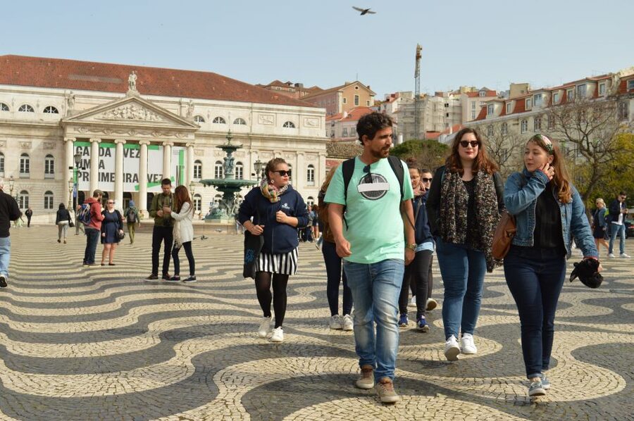 Lisbon: Walking Tour in the Center (Max 12 Participants) - Alfama and the Tagus from above