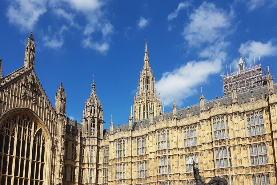London: 30 London Sights Guided Walking Tour - Trafalgar Square, Horse Guards, and Downing Street