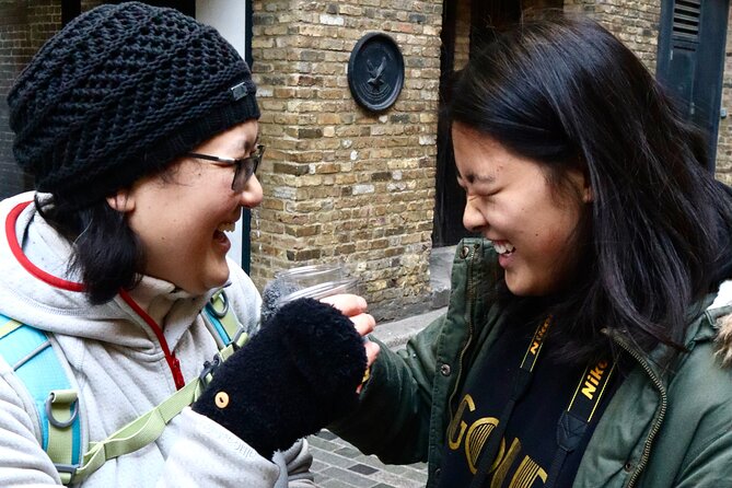 London Bridge & Borough Market Food Tour with 7 Authentic Dishes - The stories behind London’s food