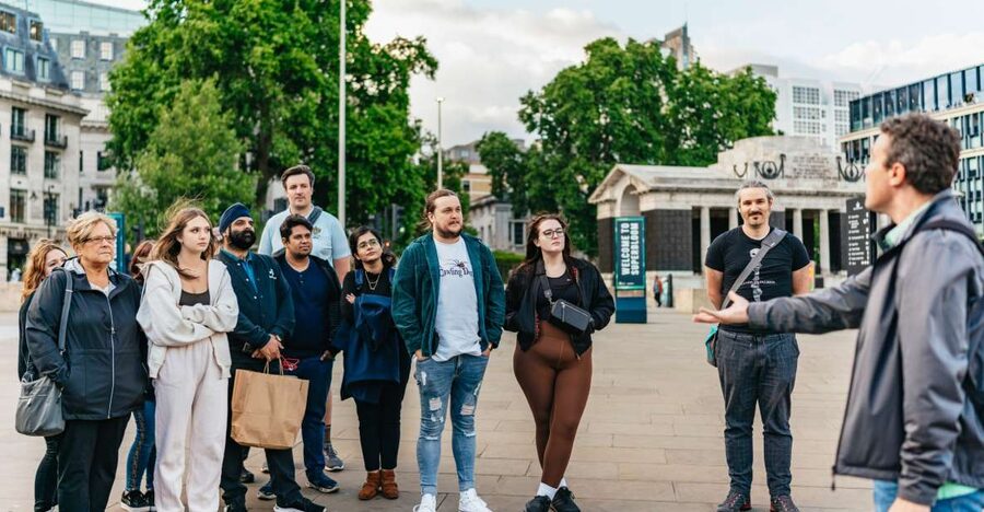 London: Ghastly Ghosts 2-Hour Walking Tour - Tower Hill and the darker side of the City