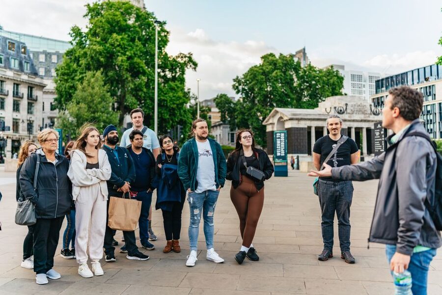 London: Ghastly Ghosts 2-Hour Walking Tour - The Monument and London’s layers of disaster