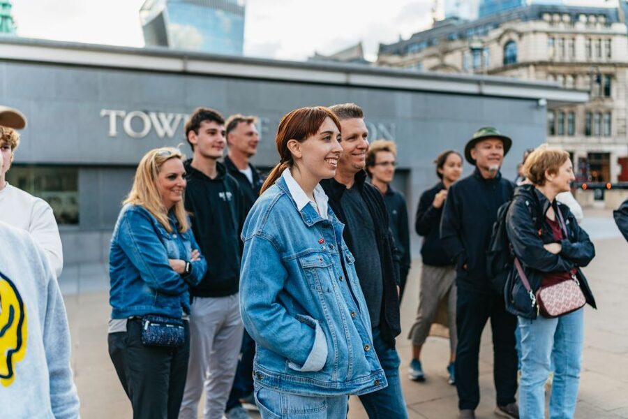 London: Ghastly Ghosts 2-Hour Walking Tour - Royal Exchange, where business meets old stories