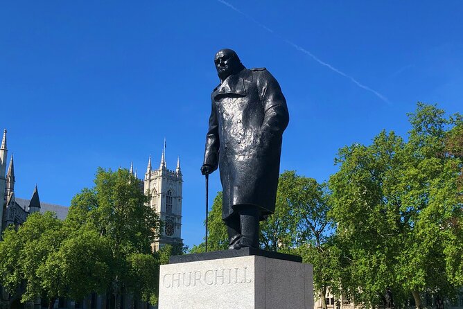 London in WW2 Walking Tour with Churchill War Rooms Visit - Westminster Bridge and Parliament during the air raids