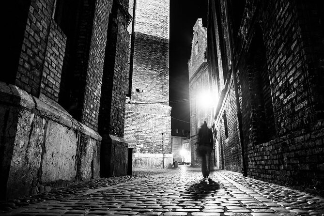 London Jack The Ripper Small-Group Walking Tour - Brick Lane and a changing East End