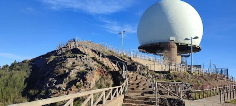 Madeira East Island Tour and Levada Walk - Pico do Arieiro: Madeira above the clouds