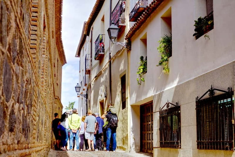 Madrid: 6-Hour Day Trip to Toledo with Guided Walking Tour - The Jewish Quarter and Toledo’s Three Traditions