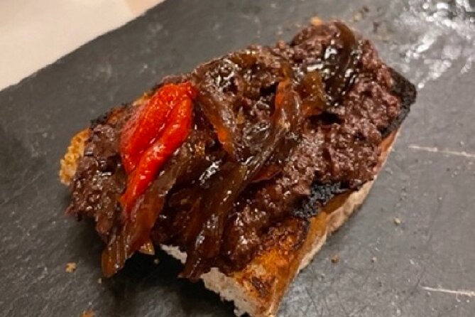 Madrid by Night Small Group Tour: Stories, Sights and Tapas Bites - At a glance