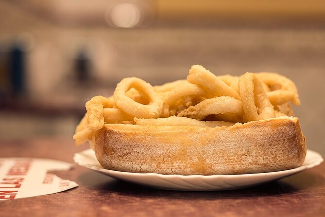 Madrid Historic Centre Food Tour with Authentic Tapas & Wines - Puerta del Sol and Madrid’s central meeting point