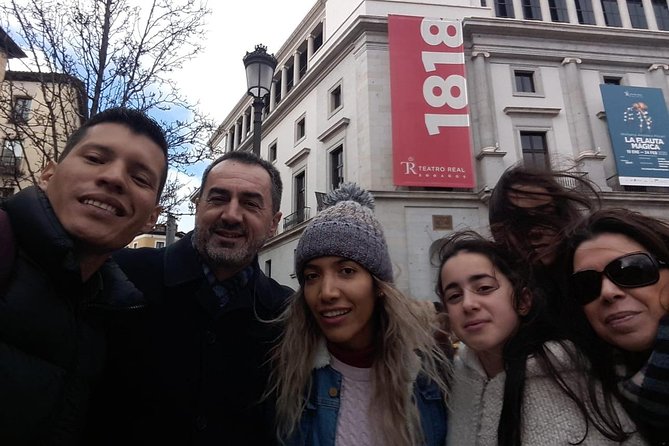Madrid Historical Walking Tour - Starting with Madrid’s symbols at Puerta del Sol