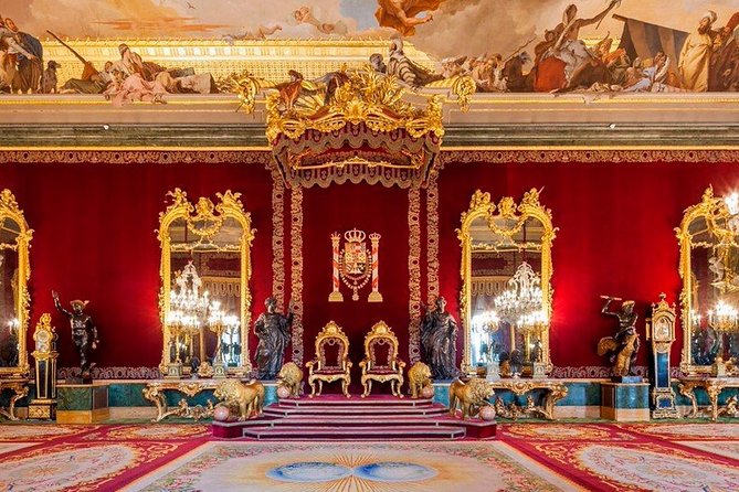 Madrid Old Town & Royal Palace Walking Tour Skip the Line Ticket - What the guide adds inside the palace