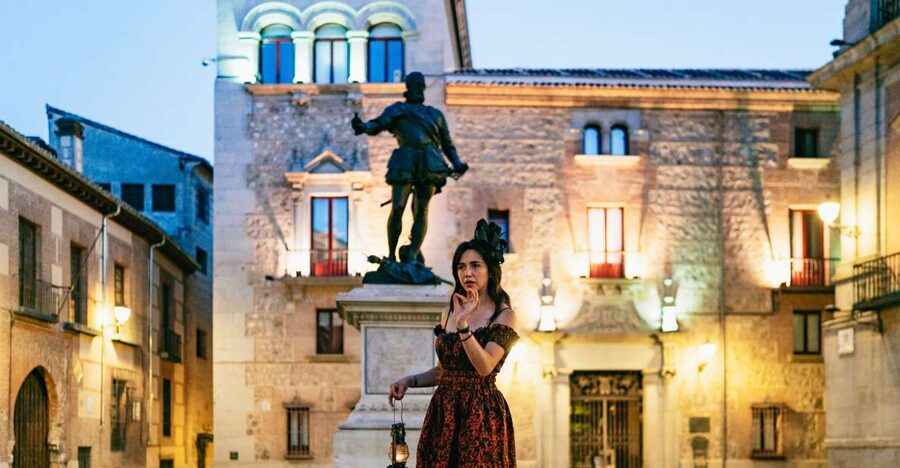 Madrid: Spanish Inquisition and Legends Evening Walking Tour - Madrid after dark, with the past close behind