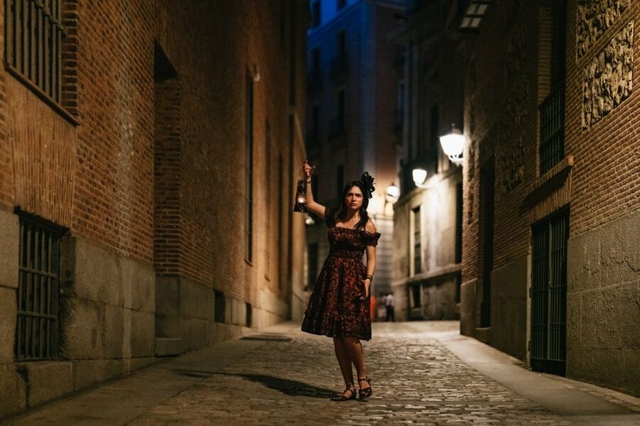 Madrid: Spanish Inquisition and Legends Evening Walking Tour - The Spanish Inquisition through stories, not a textbook