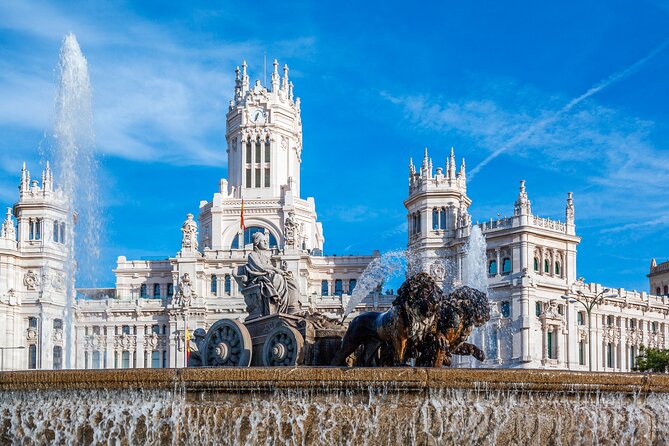 Madrid Walking Tour from Puerta del Sol to Retiro Park - Puerta de Alcalá and the road to Retiro