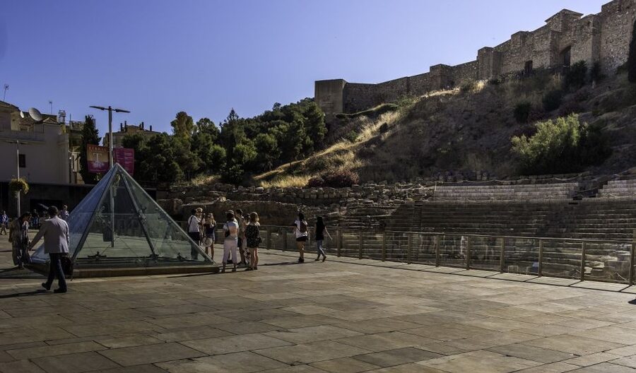 Málaga: 3-Hour Complete Walking Tour with Tickets - Starting beneath the Crystal Pyramid