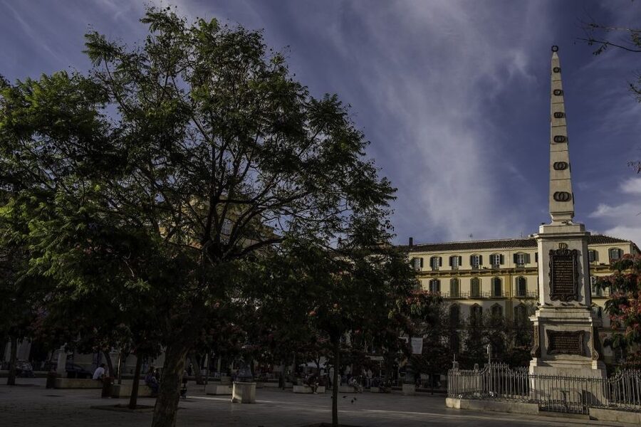 Málaga: 3-Hour Complete Walking Tour with Tickets - La Manquita gives the tour a fitting finish