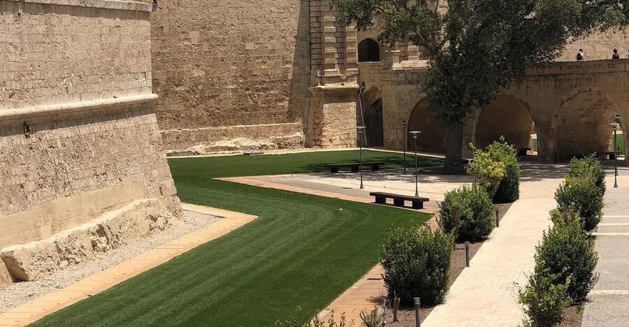 Malta: Mdina and Rabat Walking Tour with Catacombs - Palazzos, chapels, and the Mdina Cathedral