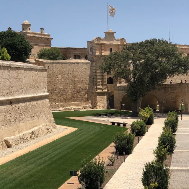 Malta: Mdina and Rabat Walking Tour with Catacombs - Weather, clothing, and mobility concerns