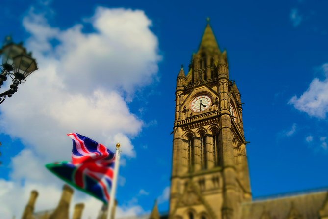Manchester Afternoon Walking Tour - Starting with libraries, protest, and music