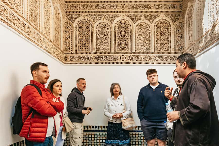 Marrakech: Saadian Tombs & Bahia Palace, Medina Guided Tour - Koutoubia Mosque and the first city lesson
