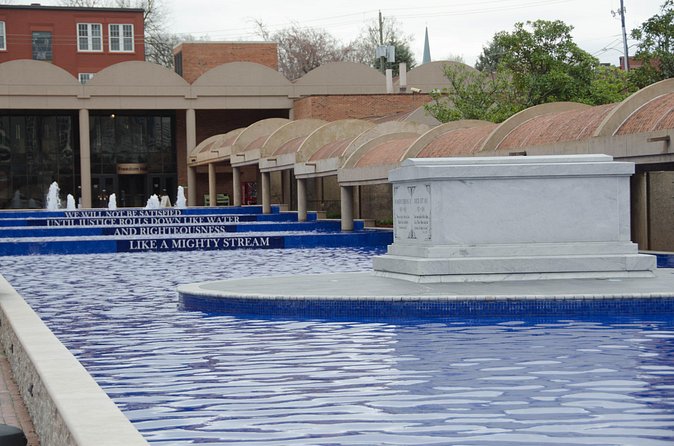 Martin Luther King Jr. History Walking Tour - Walking through Sweet Auburn for two hours
