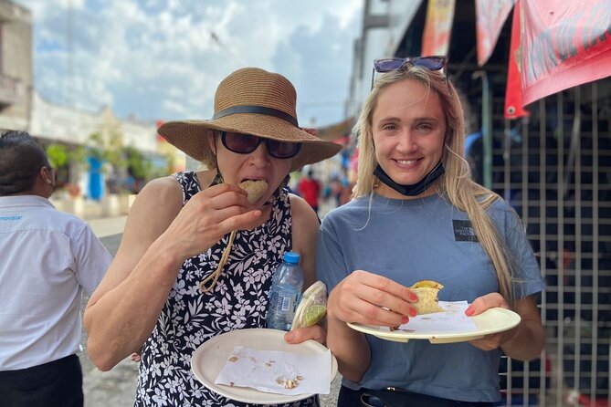 Merida Walking Food Tour. Authentic & Local Cuisine - Salbutes and market life at San Benito