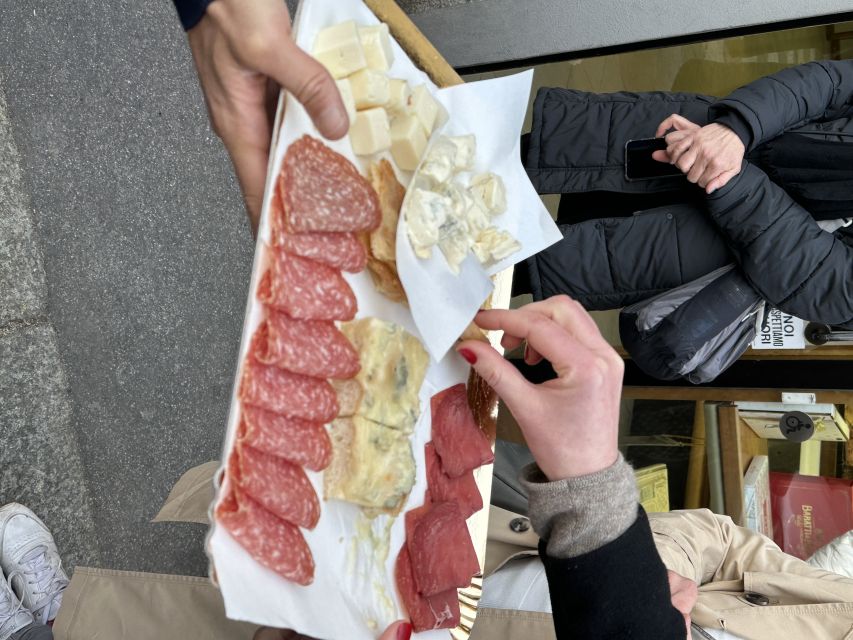 Milan: Guided Street Food Walking Tour with Food Tasting - Fried snacks, arancini, and a market stop