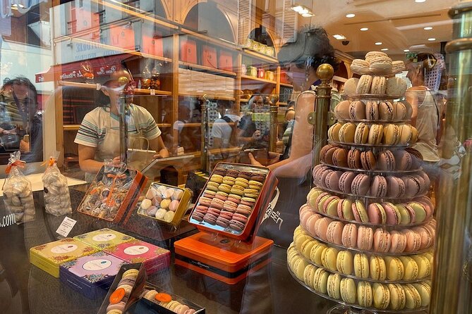 Montmartre Hill French Gourmet Food and Wine Tasting Walking Tour - Who will enjoy this walk most