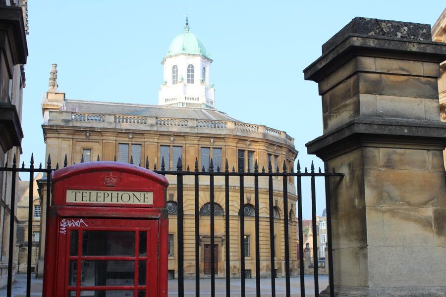 Morse, Lewis and Endeavour Walking Tour of Oxford - The White Horse and Morse’s pub life
