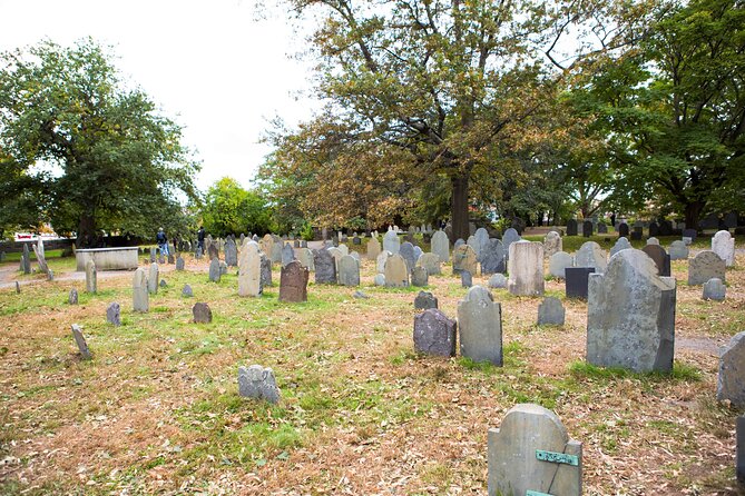 Mysteries and Murders of Salem Guided Night-Time Walking Tour - Why this Salem night walk feels different