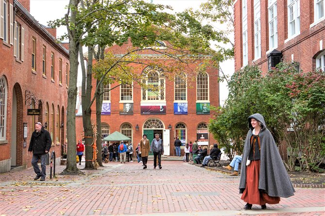 Mysteries and Murders of Salem Guided Night-Time Walking Tour - Meeting at Old Town Hall in the evening