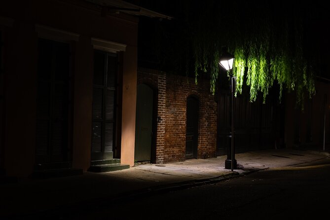 New Orleans Adults-Only True Crime and Ghost Walking Tour - Exchange Place and the quiet side of the Quarter