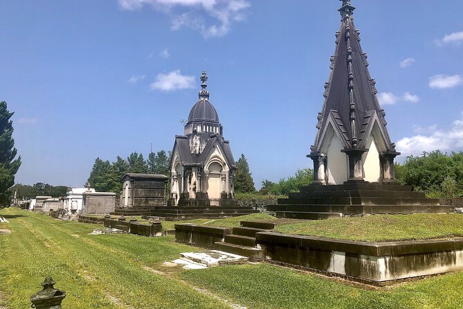 New Orleans Cemetery Walking Tour - Where several cemeteries meet