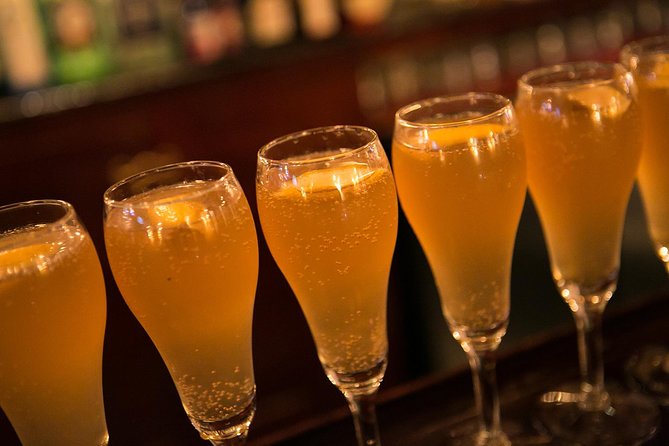 New Orleans Cocktail History Walking Tour in the French Quarter - The guides make the difference