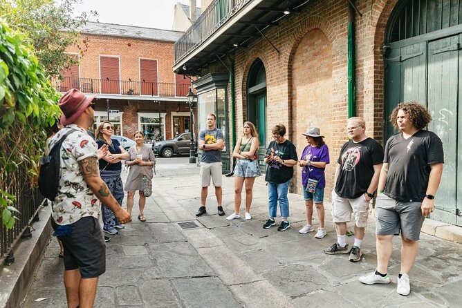 New Orleans Premier Ghost, Voodoo and Vampire Walking Tour - The New Orleans Pharmacy Museum and the medicine of fear