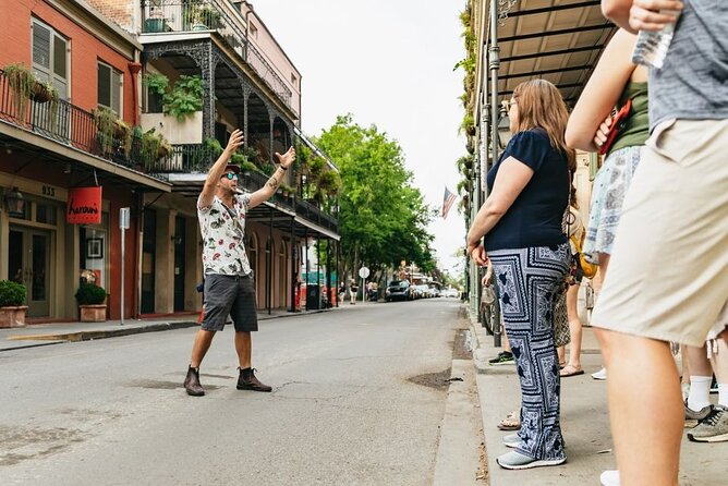 New Orleans Premier Ghost, Voodoo and Vampire Walking Tour - Voodoo Authentica and the living side of the story